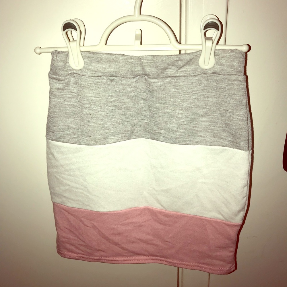 striped mini skirt